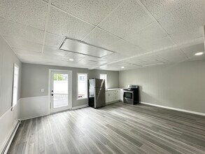 439 Main St in East Haven, CT - Building Photo - Building Photo