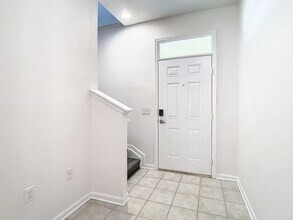 8009 Tipperary Ln in Tampa, FL - Building Photo - Building Photo