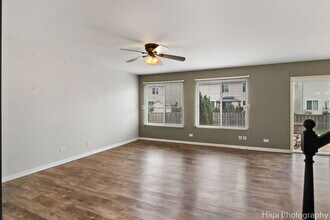 1145 Adagio Dr in Volo, IL - Building Photo - Building Photo