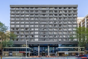 161 Laurier Av W in Ottawa, ON - Building Photo