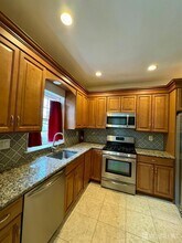 7381 Elm Ct in Monmouth Junction, NJ - Building Photo - Building Photo