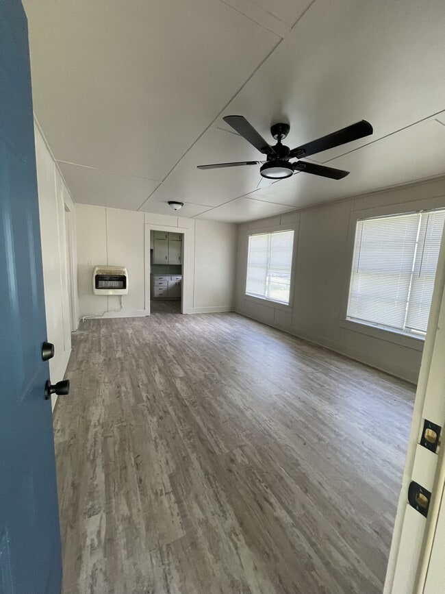 property at 223 S Ash