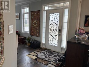 3810 Thomas St in Mississauga, ON - Building Photo - Building Photo