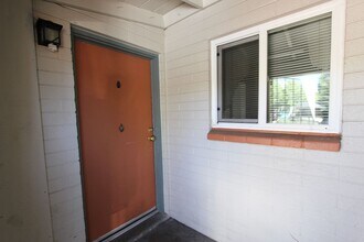 1918 N San Francisco St in Flagstaff, AZ - Building Photo - Building Photo