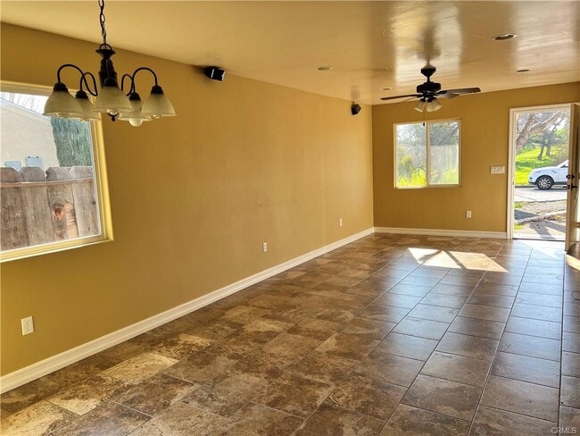 1111 Parkview Ln in Paso Robles, CA - Building Photo - Building Photo