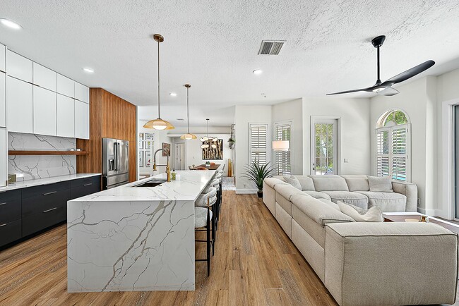 15415 Alexander Run in Jupiter, FL - Building Photo - Building Photo