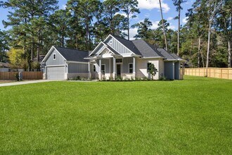 15109 Paradise Ct in Willis, TX - Building Photo - Building Photo