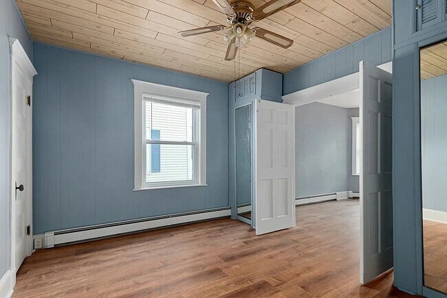126 Neponset Ave in Boston, MA - Building Photo - Building Photo