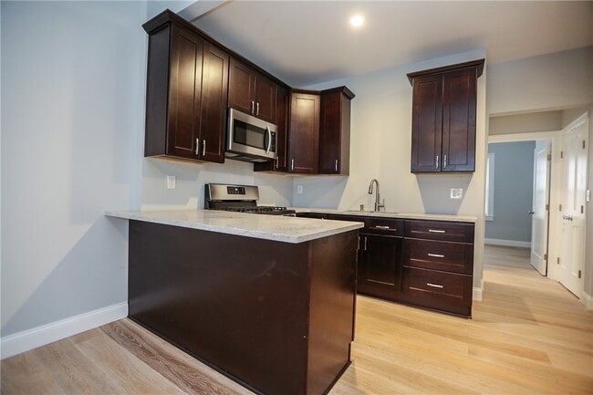 544 Culver Pkwy in Irondequoit, NY - Building Photo - Building Photo