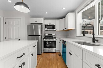 9 Dexter St in Boston, MA - Building Photo - Building Photo