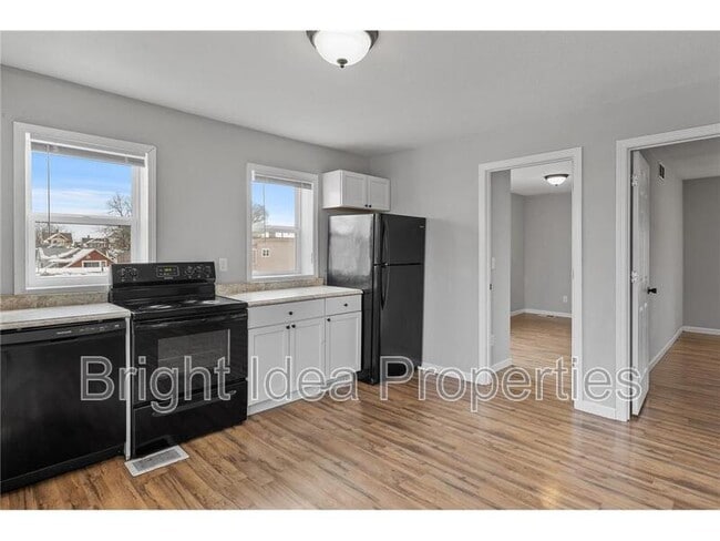 1051 Arkwright St N in St. Paul, MN - Building Photo - Building Photo