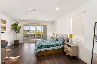2618 Skylark Trl St in Henderson, NV - Building Photo - Building Photo