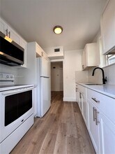 2381 NW 153rd St in Opa Locka, FL - Building Photo - Building Photo