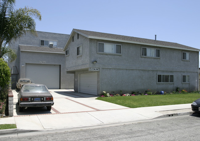 17908-17912 S Harvard Blvd in Gardena, CA - Building Photo - Building Photo