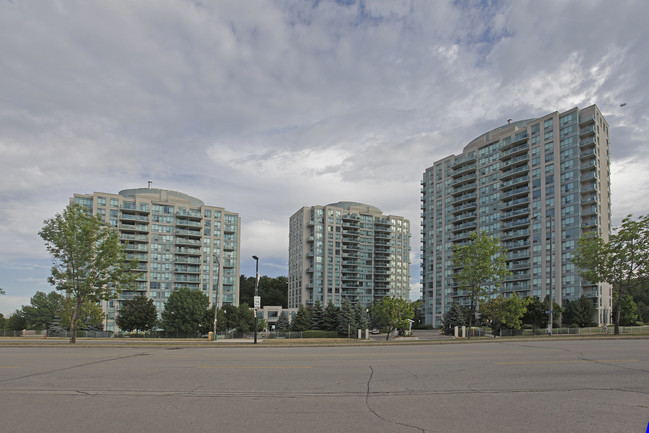 Parkway Place in Mississauga, ON - Building Photo - Building Photo