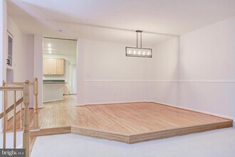 5168 Ballycastle Cir in Alexandria, VA - Building Photo - Building Photo