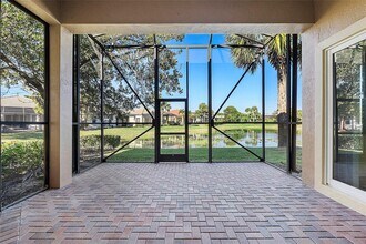 11635 NW 71st Pl in Parkland, FL - Building Photo - Building Photo