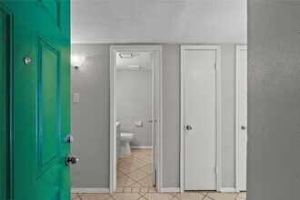 2202 16th Ave N in Texas City, TX - Building Photo - Building Photo