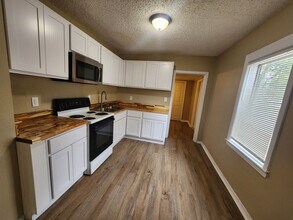 3032 2nd St Cir in Jacksonville, FL - Building Photo - Building Photo