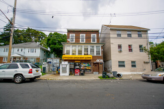 137 Osgood Ave in Staten Island, NY - Building Photo - Building Photo