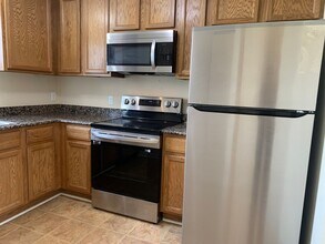 2247 Marissa Way in Shelby Township, MI - Building Photo - Building Photo