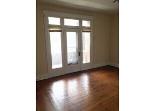 3238 Bishop St in Cincinnati, OH - Building Photo - Building Photo