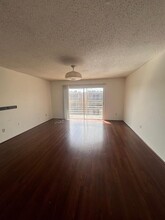 4848 NW 24th Ct, Unit 432 in Lauderdale Lakes, FL - Building Photo - Building Photo