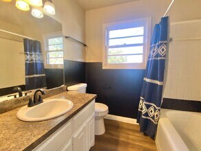 1906 49th St in Lubbock, TX - Building Photo - Building Photo