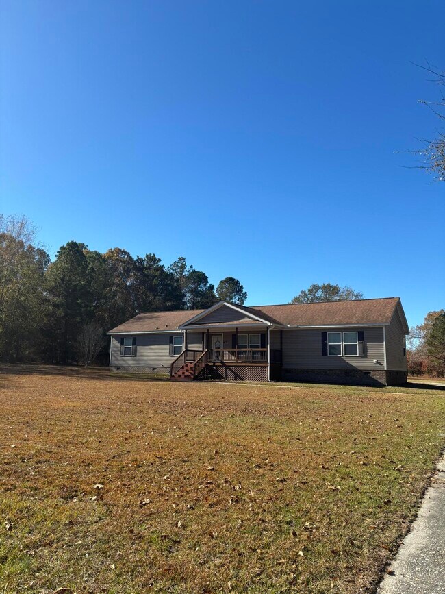 205 Joy Rd in Camden, SC - Building Photo - Building Photo