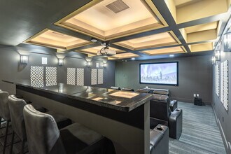 The Apartments at Kelton Station in Williamsburg, VA - Foto de edificio - Interior Photo