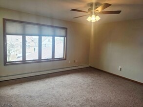 537 Second Ave in Lyndhurst, NJ - Building Photo - Building Photo
