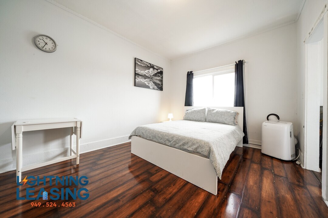 1424 Flower St in Los Angeles, CA - Building Photo