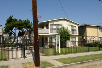 Shiva Garden in Canoga Park, CA - Building Photo - Building Photo