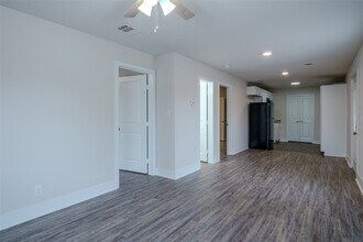 21415 Russell Dr in New Caney, TX - Building Photo - Building Photo