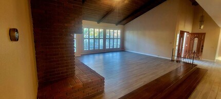 16139 Ladera Piedra Way in Poway, CA - Foto de edificio - Building Photo