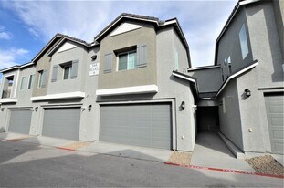 544 Teovani St in Henderson, NV - Building Photo