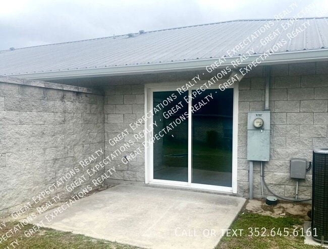 6744 SE 106th St in Belleview, FL - Building Photo - Building Photo