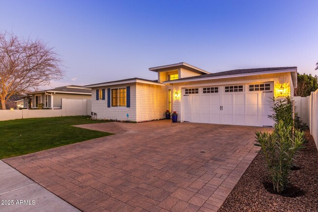 property at 3745 E Turney Ave
