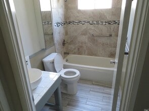 1255 Whitehall Way in Vacaville, CA - Building Photo - Building Photo