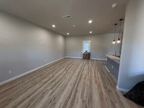 2656 Locust Ave in Dallas, TX - Foto de edificio - Building Photo