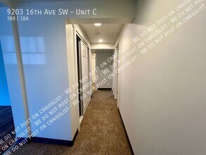 9203 16th Ave SW, Unit Unit C in Seattle, WA - Building Photo - Building Photo