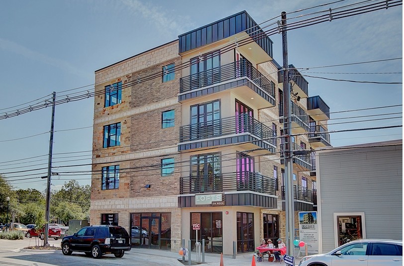 Lofts on Rock in Georgetown, TX - Building Photo