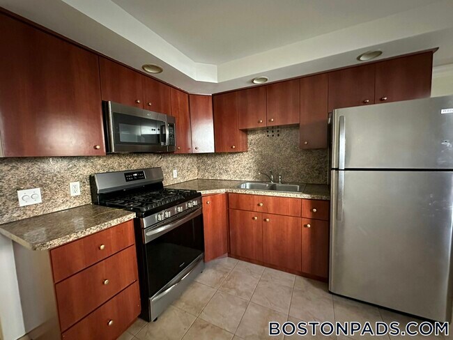 16.5 Bremen St