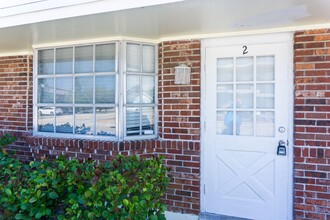 1431 N Federal Hwy in Lake Worth, FL - Building Photo - Interior Photo