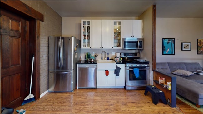 44 Easton St, Unit 2