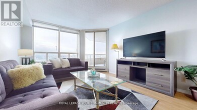 160-1160 Alton Towers Cir in Toronto, ON - Building Photo - Building Photo