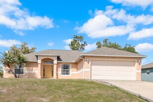 2924 Foraker Way in Kissimmee, FL - Building Photo