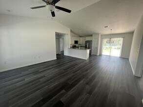 69 Malauka Pass in Ocklawaha, FL - Building Photo - Building Photo