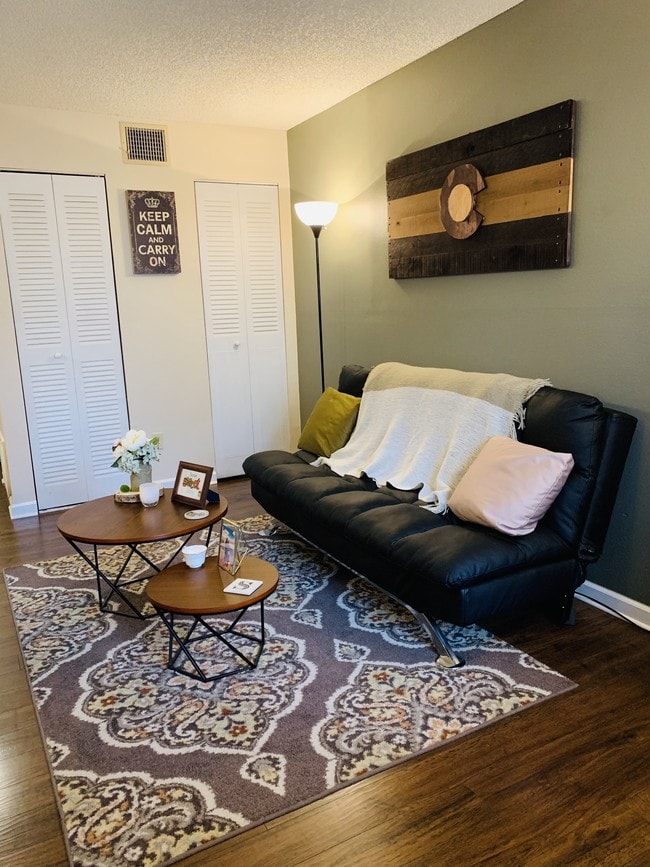 property at 1705 Heatheridge Rd