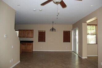 26413 N Babbling Brook Dr in Phoenix, AZ - Building Photo - Building Photo